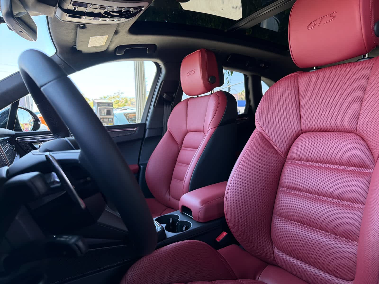 2026 Porsche Macan Macan GTS
