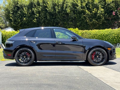 2026 Porsche Macan Macan GTS