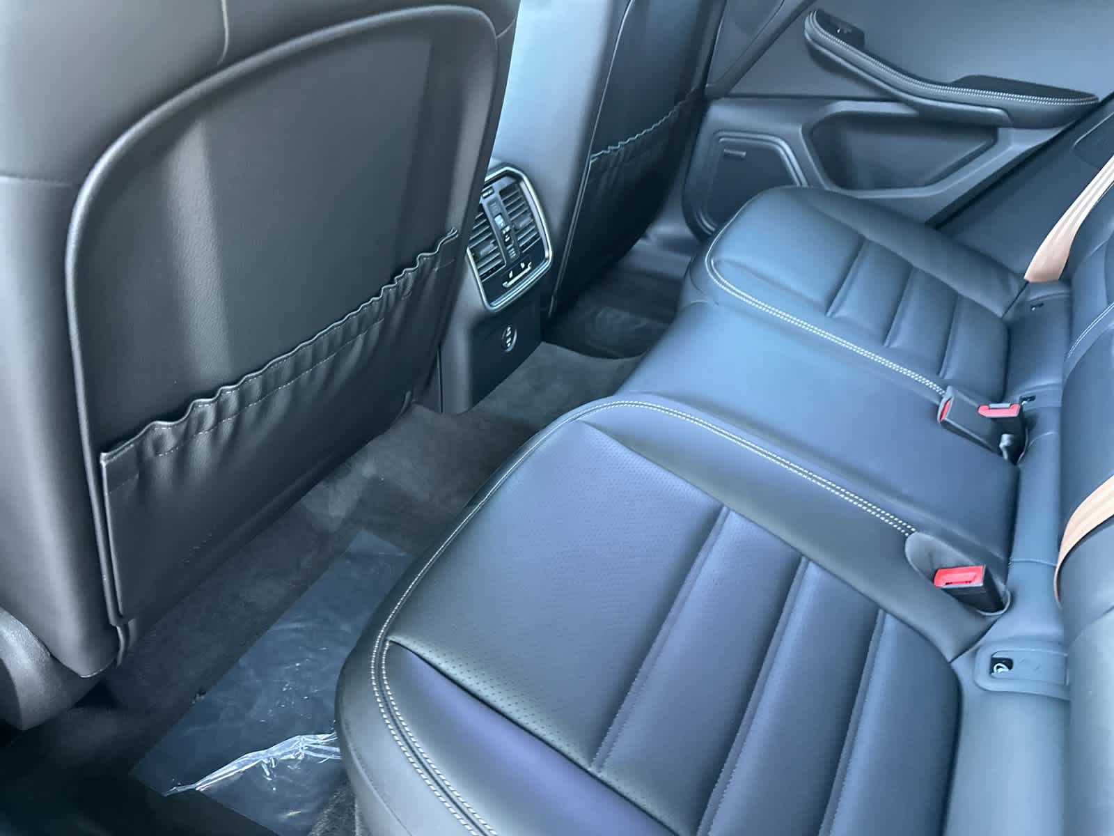2026 Porsche Macan Macan GTS