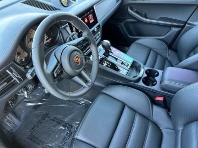 2026 Porsche Macan Macan GTS