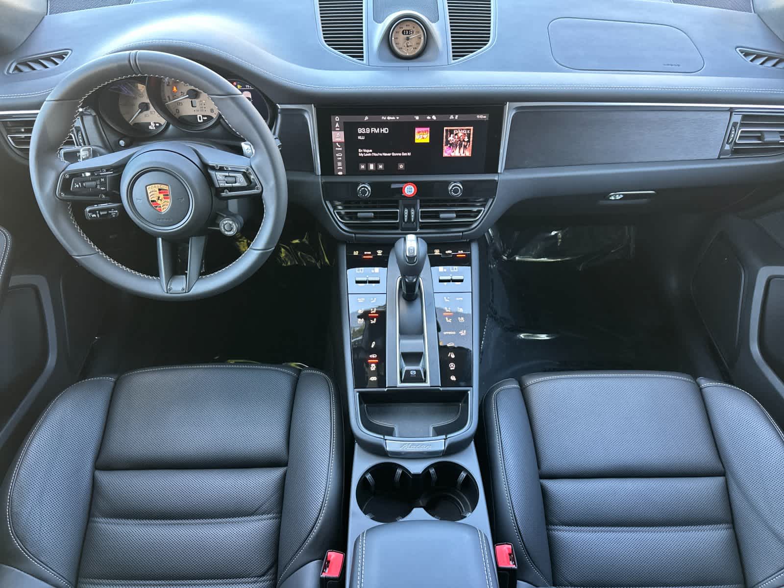 2026 Porsche Macan Macan GTS