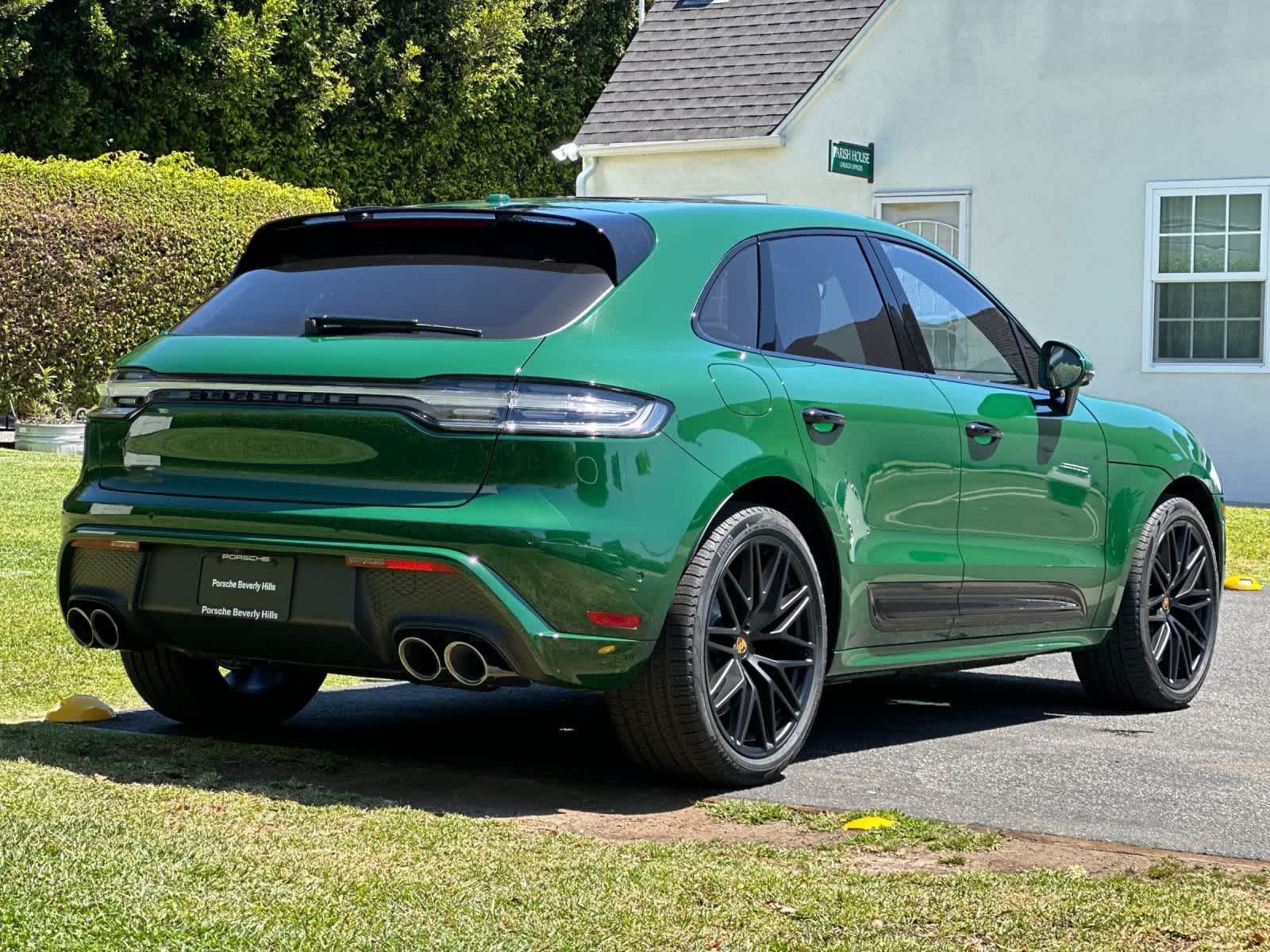 2026 Porsche Macan Macan GTS