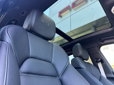 2026 Porsche Macan Macan GTS