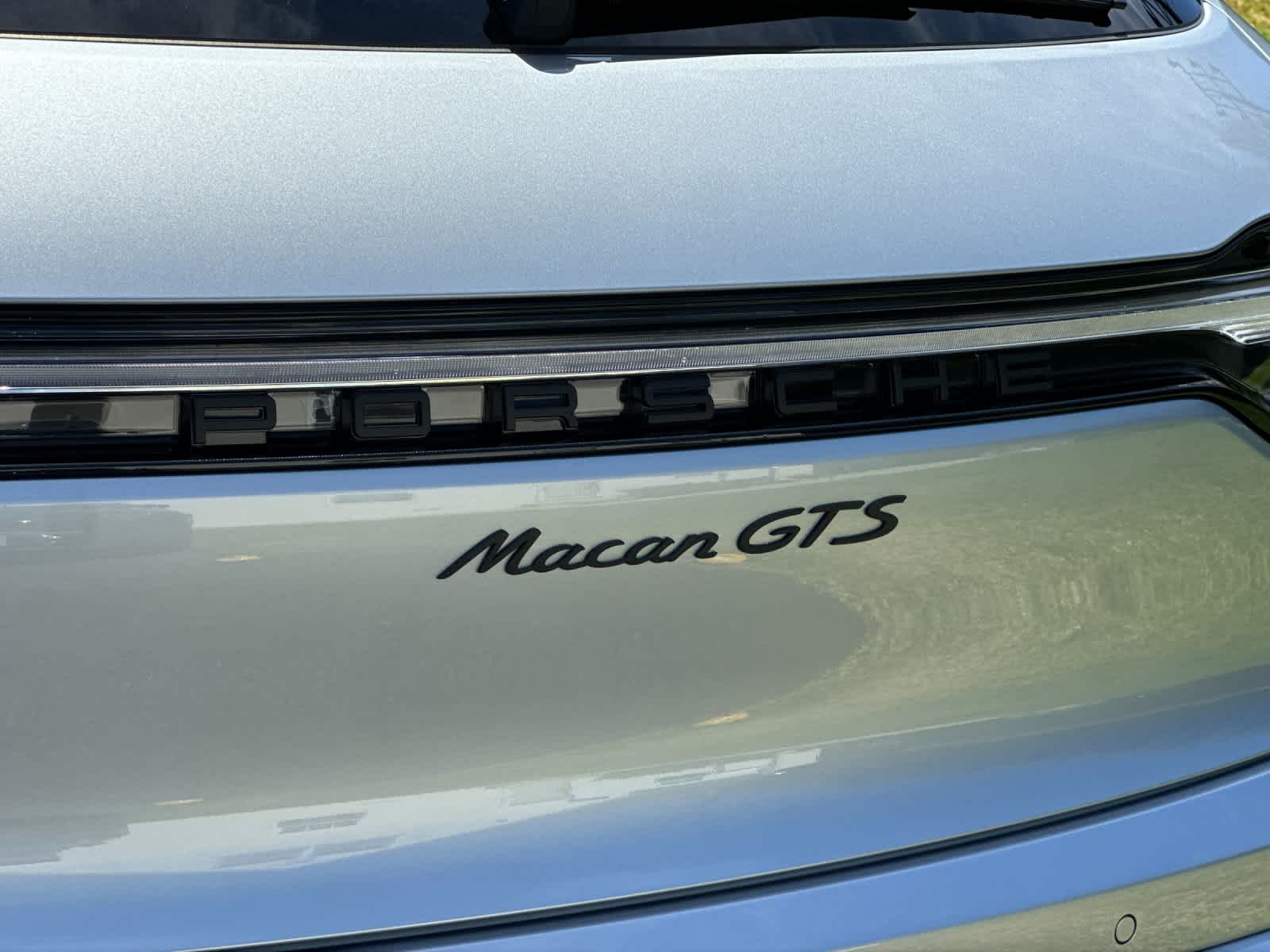2026 Porsche Macan Macan GTS