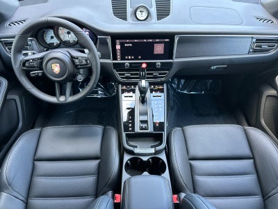 2026 Porsche Macan Macan GTS