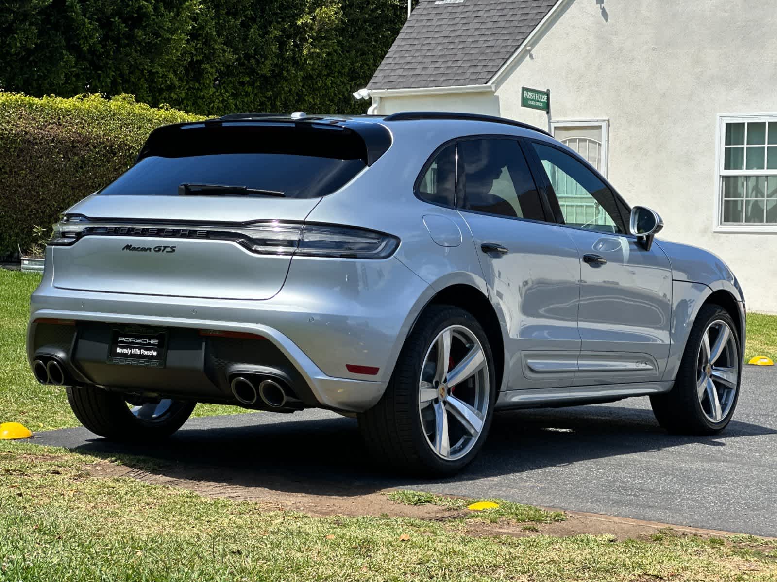 2026 Porsche Macan Macan GTS