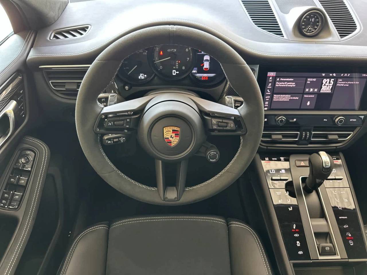 2026 Porsche Macan GTS