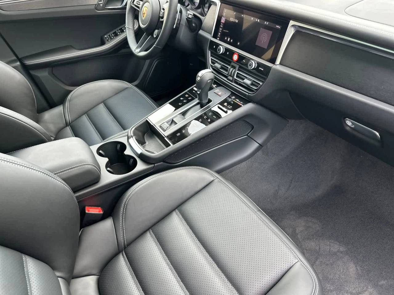 2026 Porsche Macan GTS