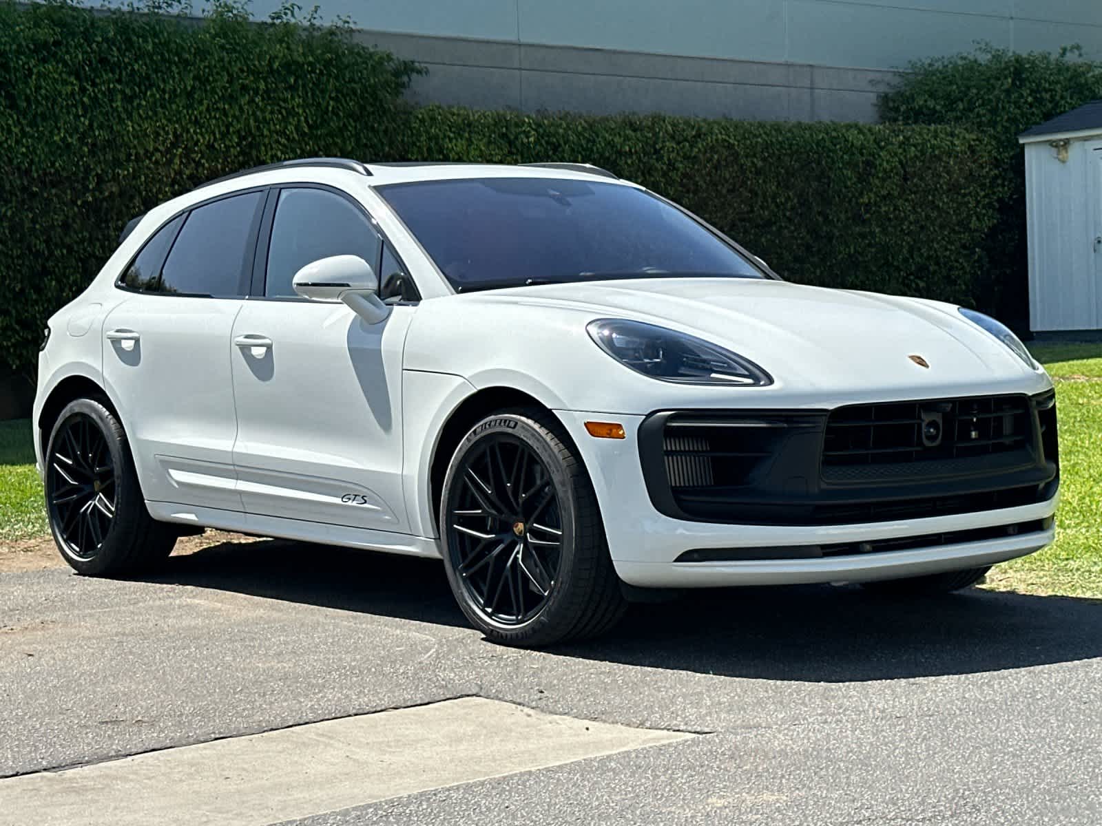 2026 Porsche Macan Macan GTS