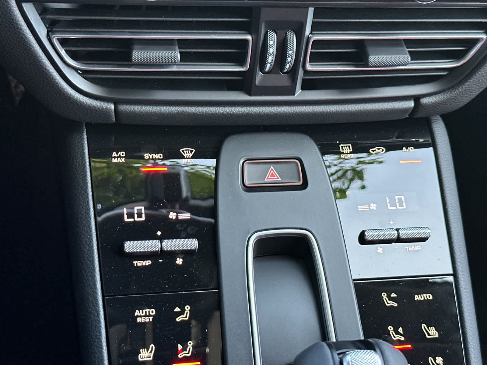 2026 Porsche Macan Macan GTS