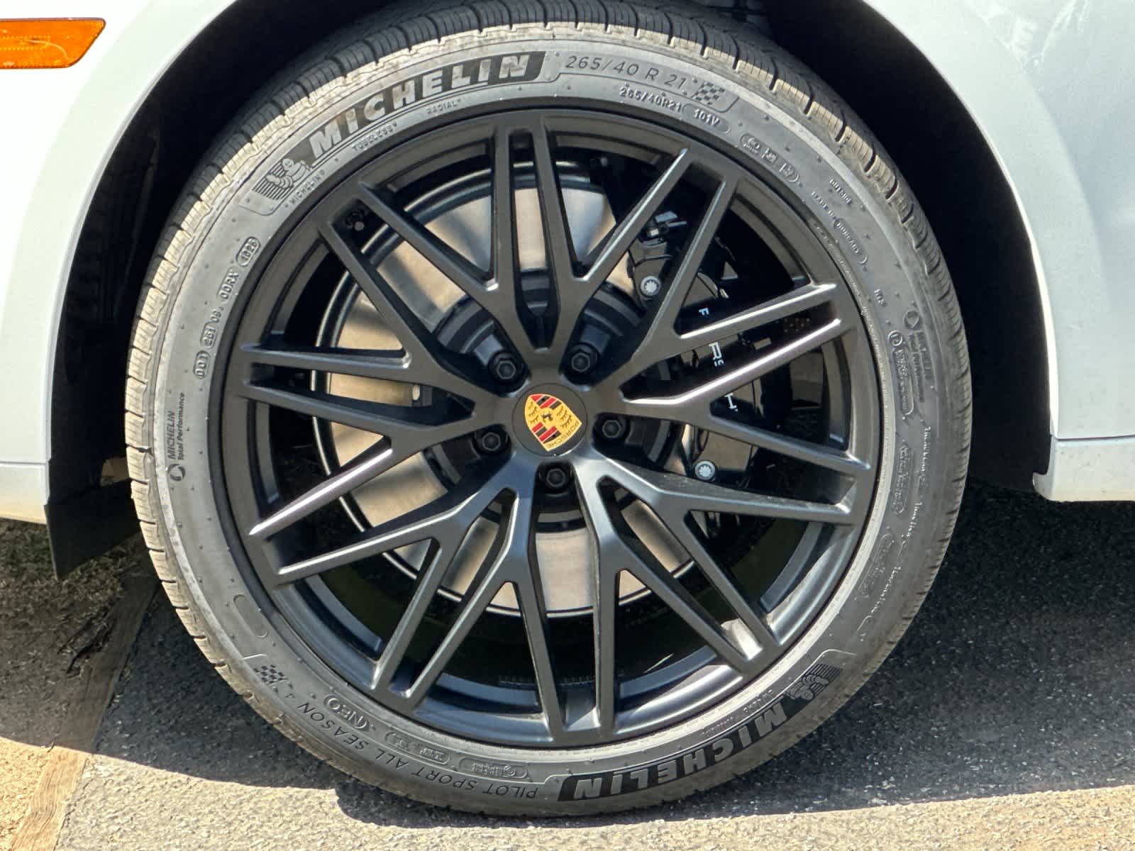 2026 Porsche Macan Macan GTS