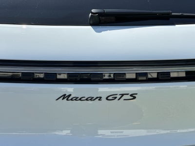2026 Porsche Macan Macan GTS