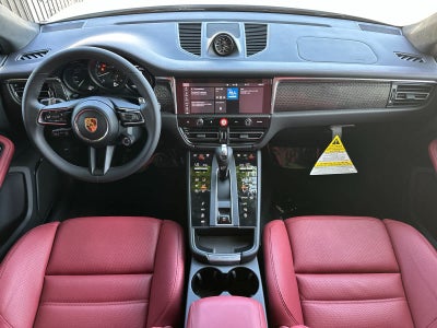 2026 Porsche Macan Macan GTS