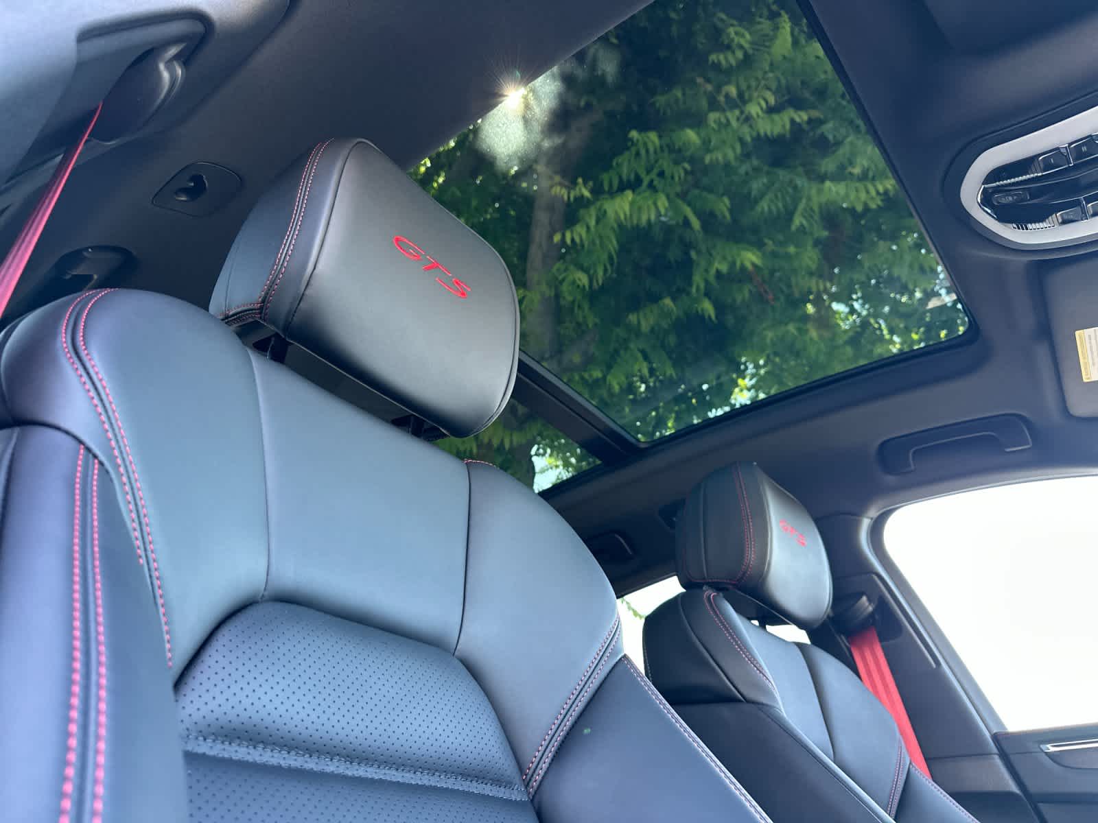2026 Porsche Macan GTS