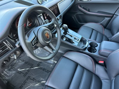 2026 Porsche Macan GTS