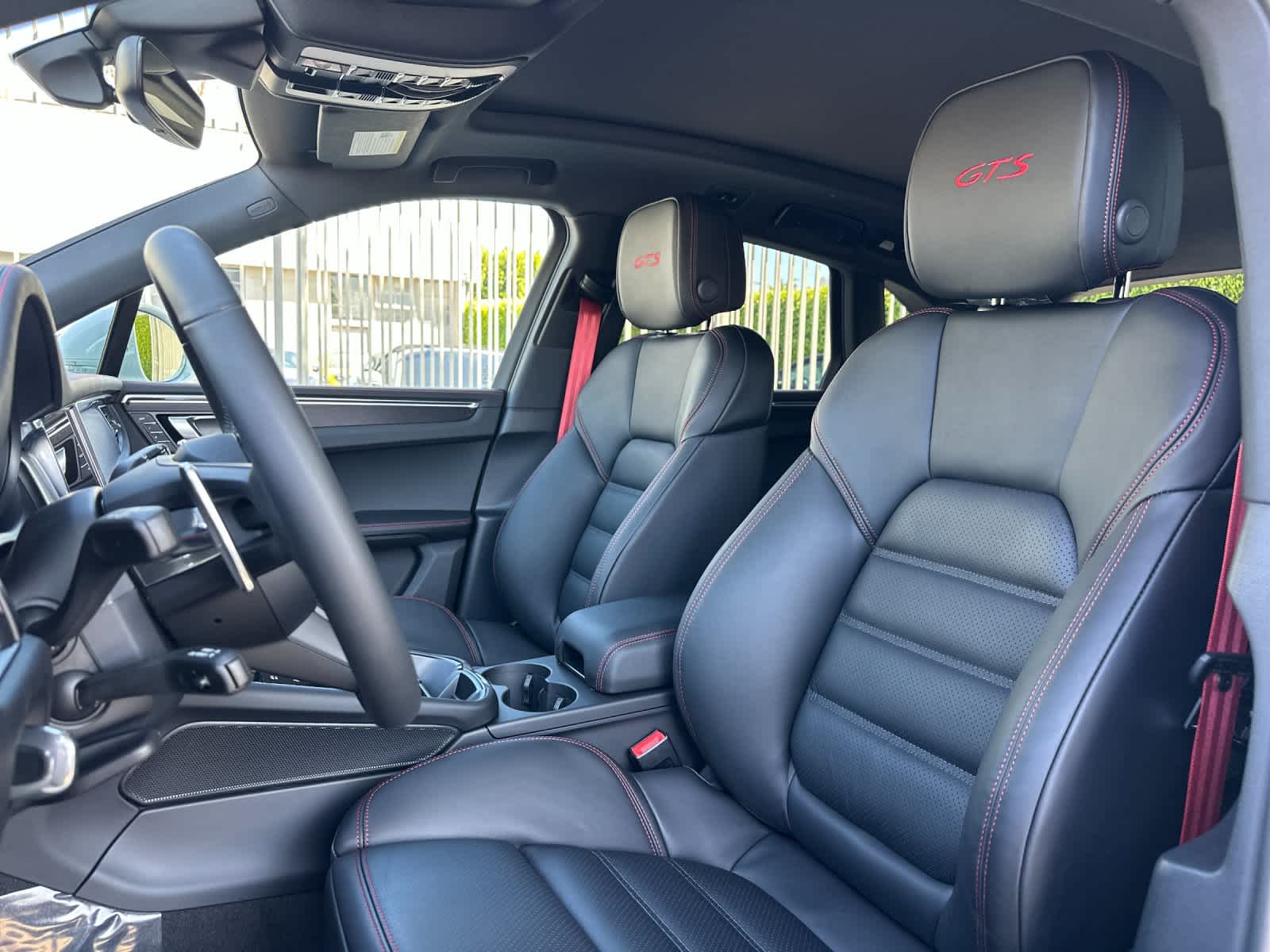 2026 Porsche Macan GTS