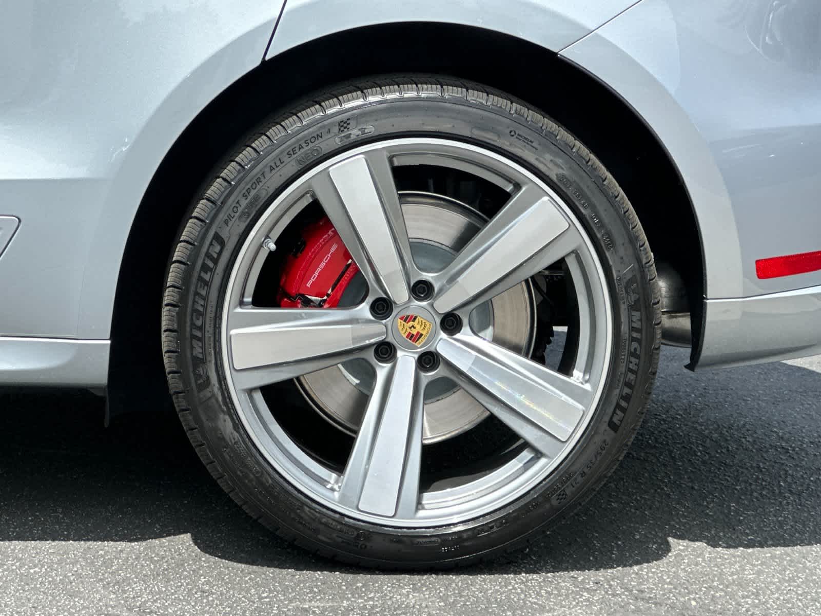 2026 Porsche Macan GTS