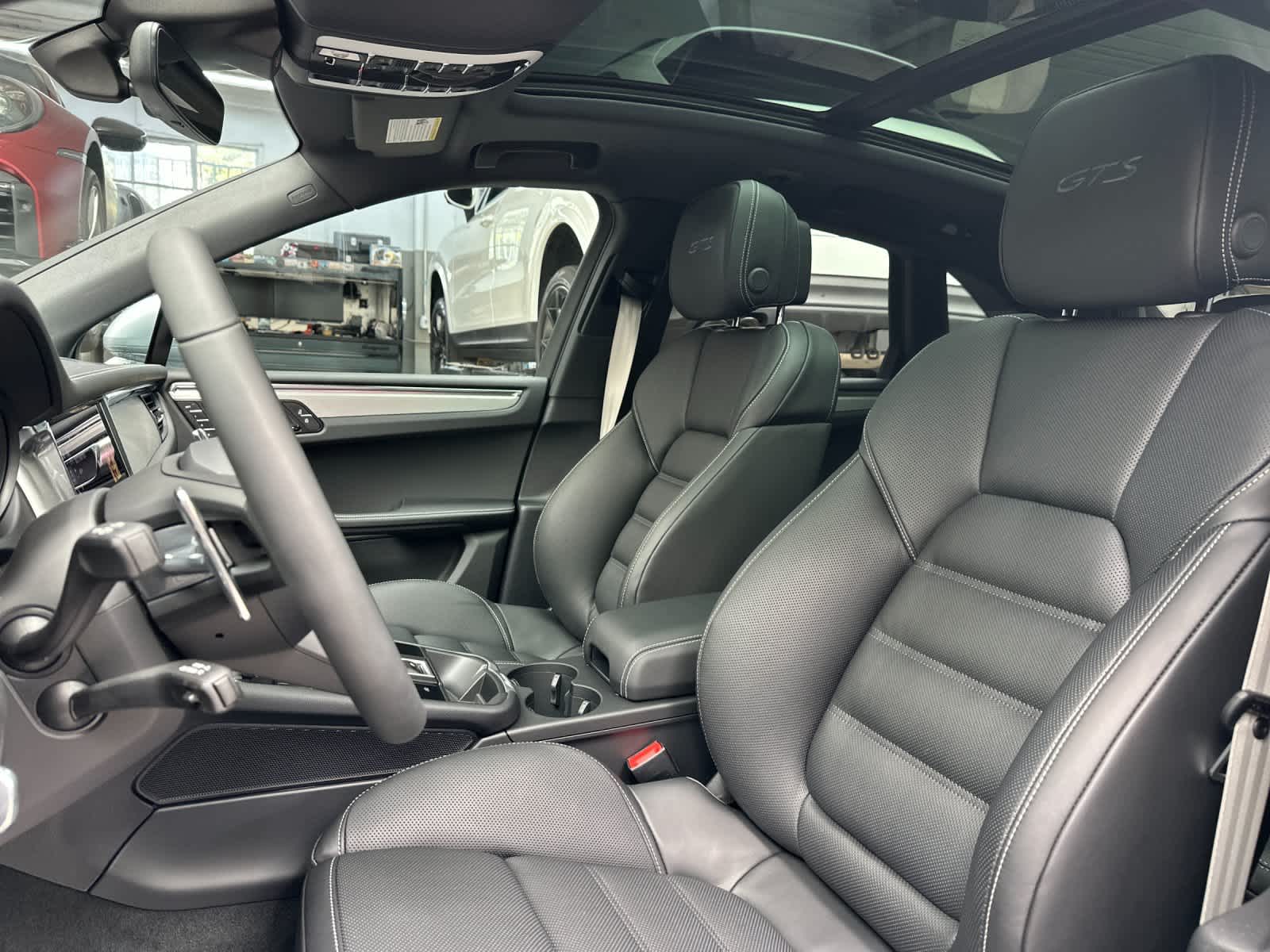 2026 Porsche Macan GTS