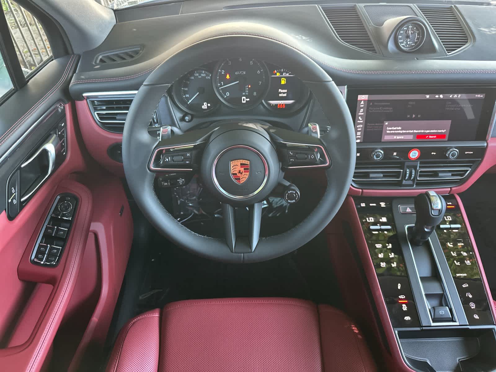 2026 Porsche Macan Macan GTS