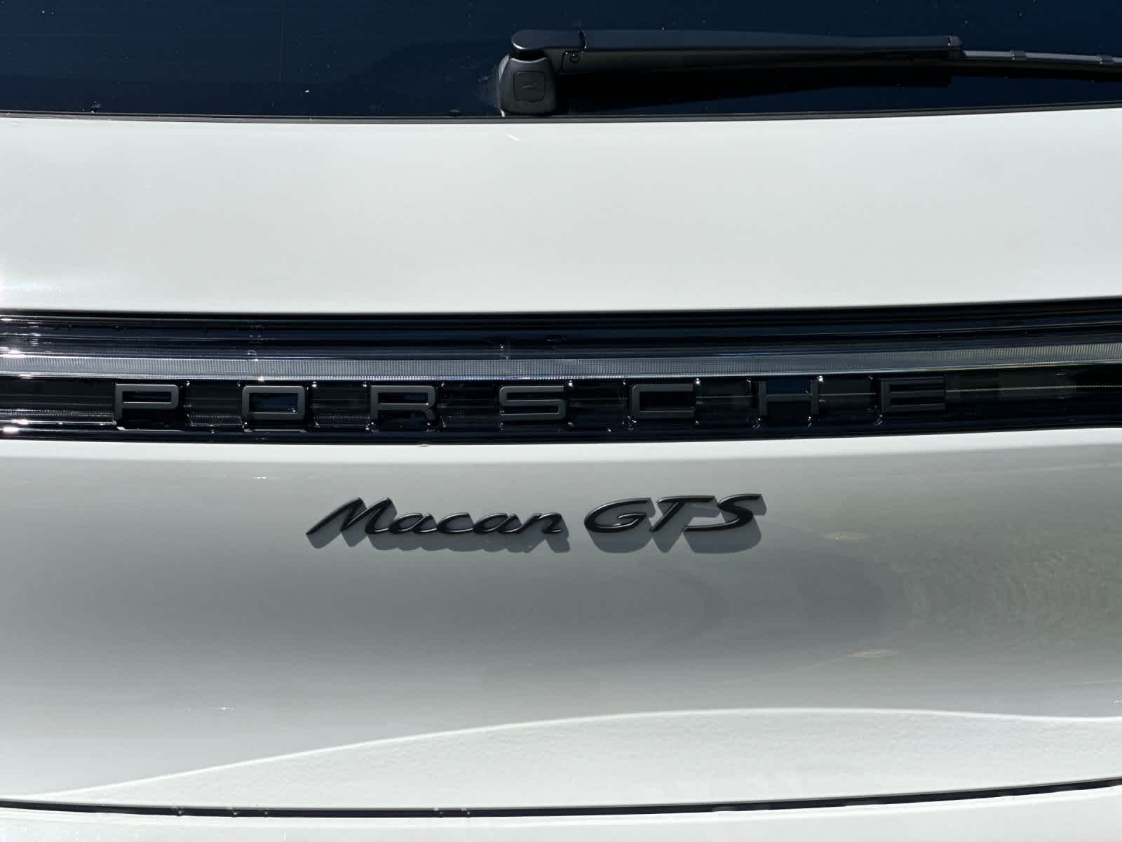 2026 Porsche Macan Macan GTS