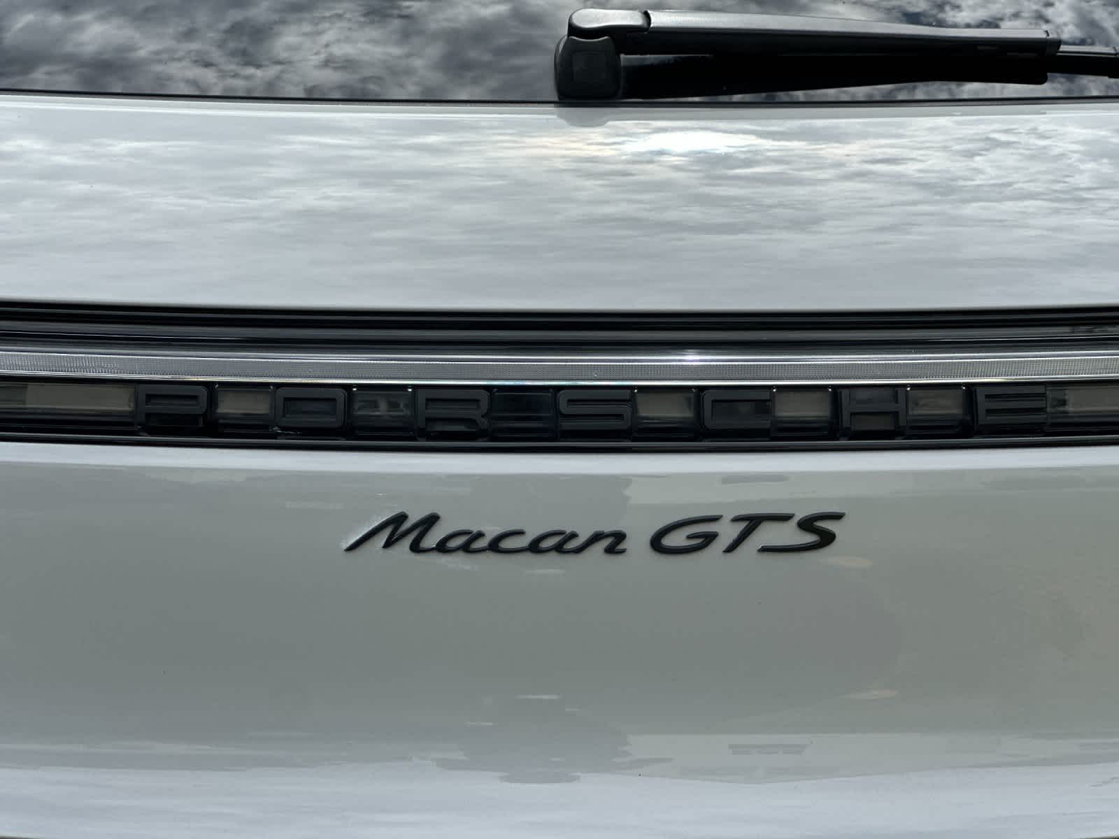 2022 Porsche Macan Macan GTS