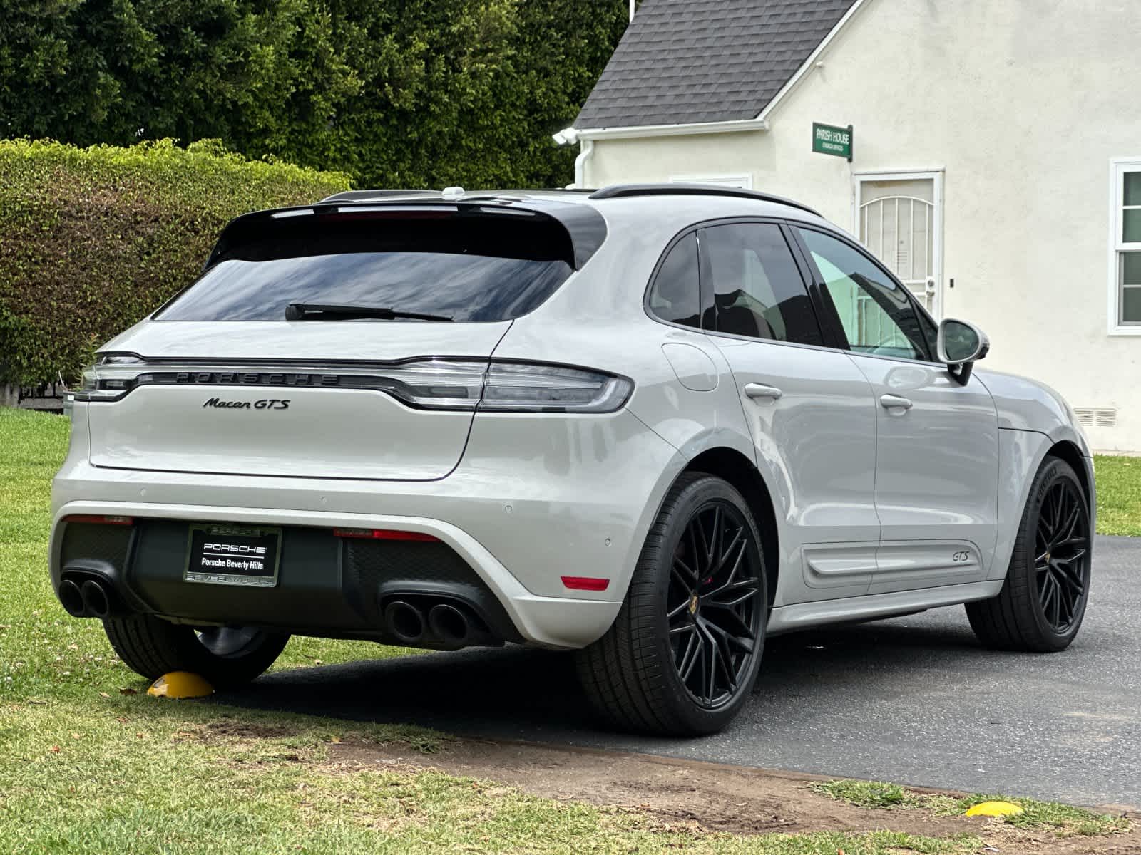 2022 Porsche Macan Macan GTS
