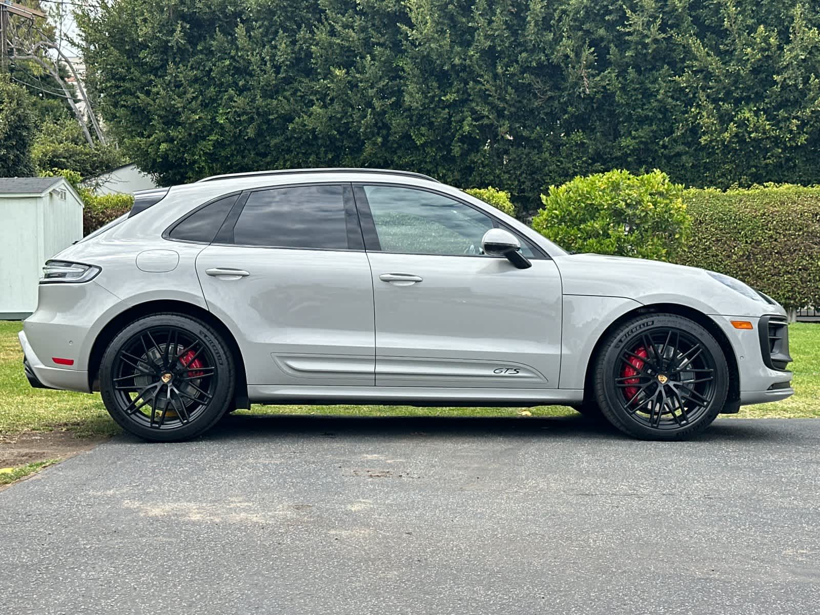 2022 Porsche Macan Macan GTS