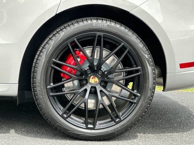 2023 Porsche Macan GTS