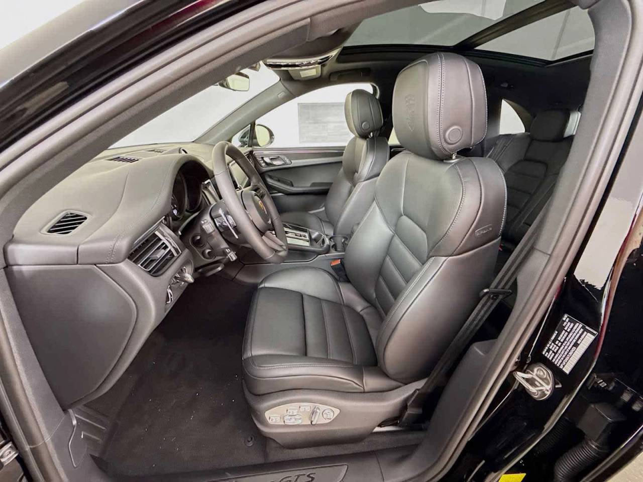 2026 Porsche Macan GTS