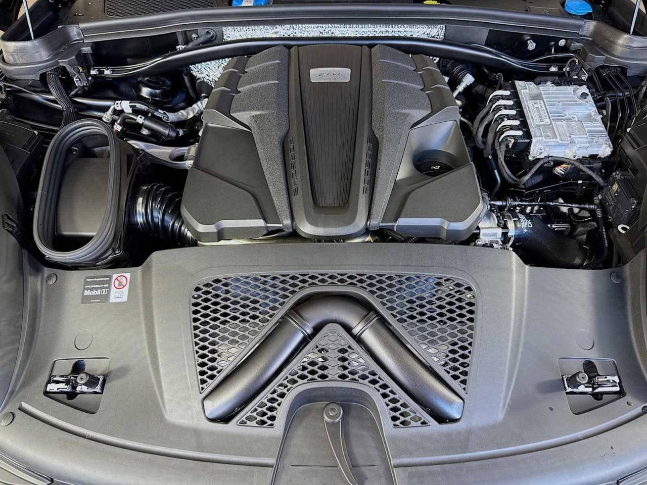 2026 Porsche Macan GTS