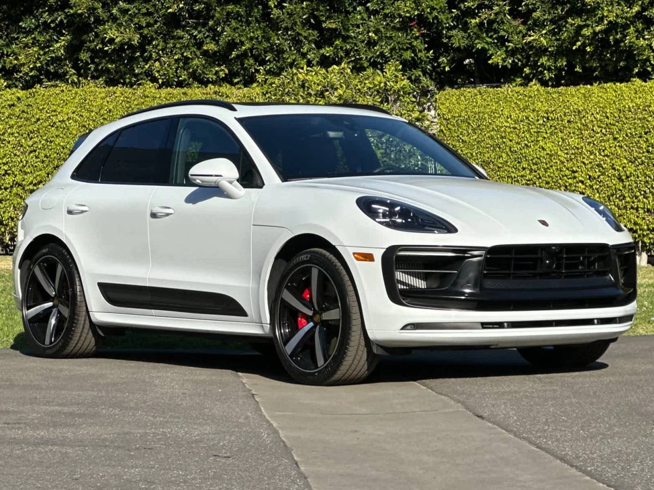 2025 Porsche Macan GTS