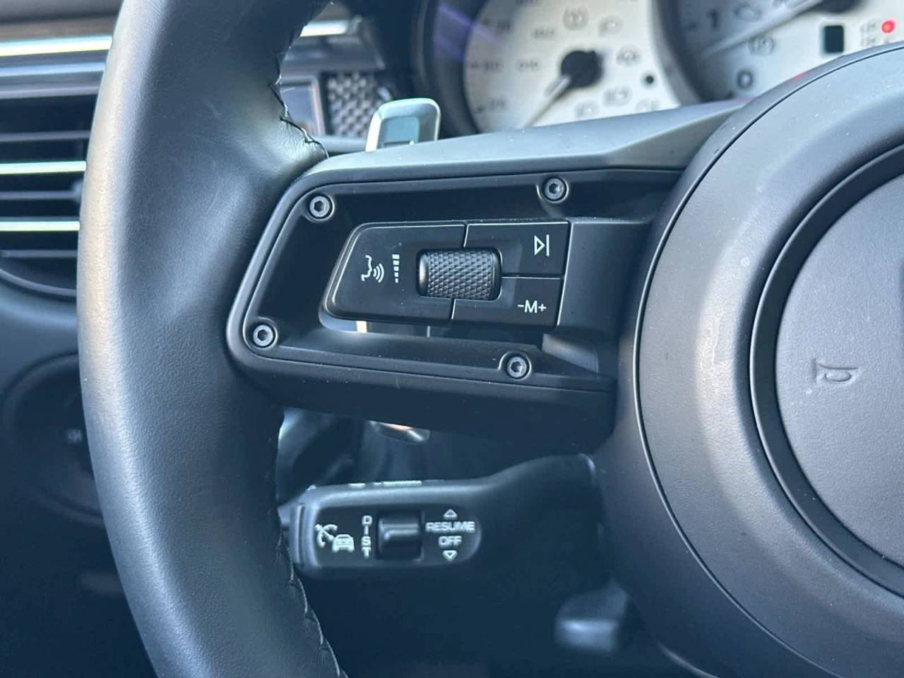 2025 Porsche Macan GTS