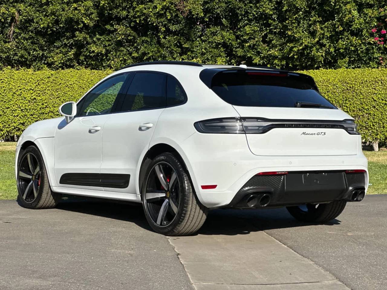 2025 Porsche Macan GTS
