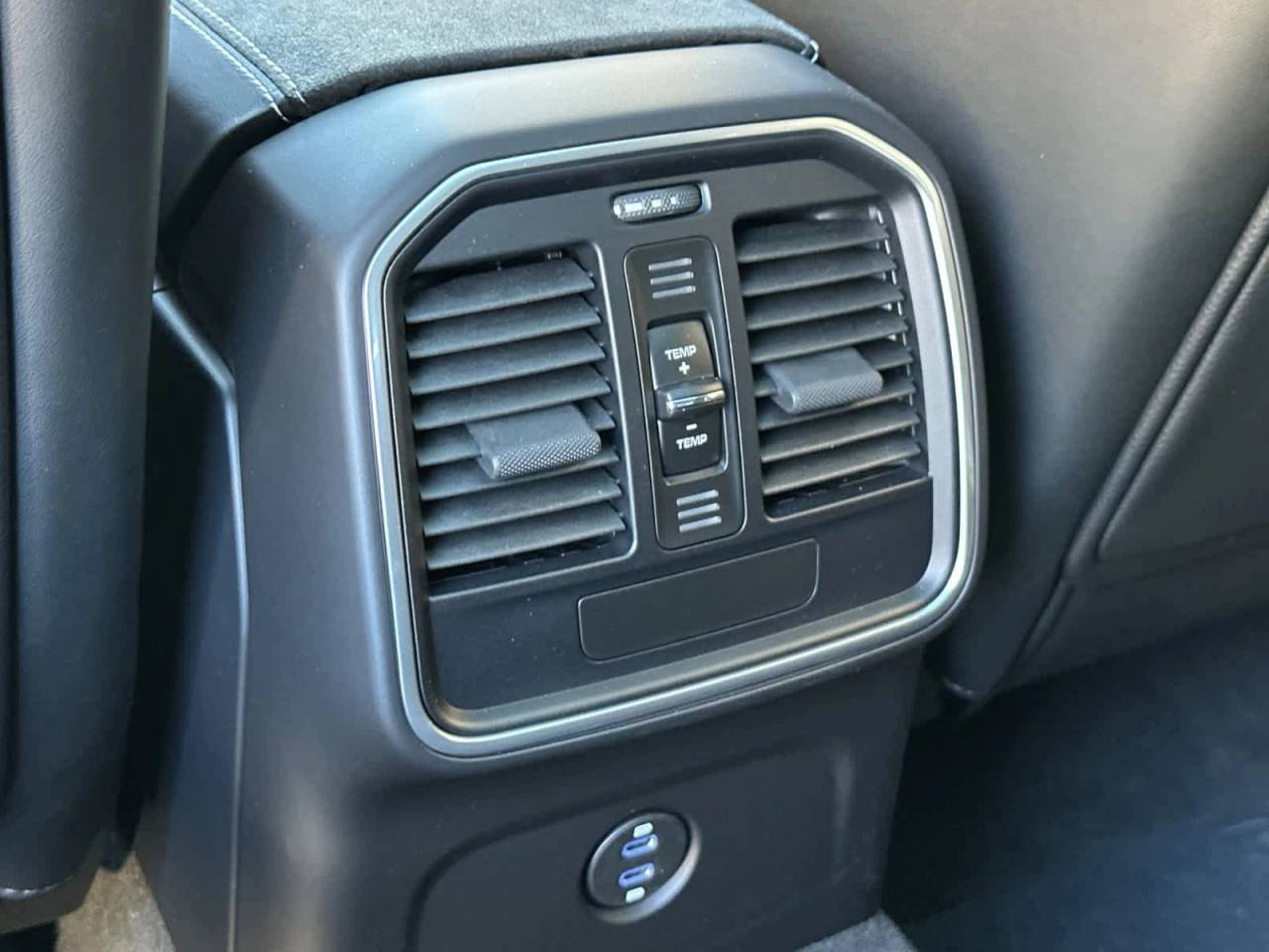 2026 Porsche Macan GTS