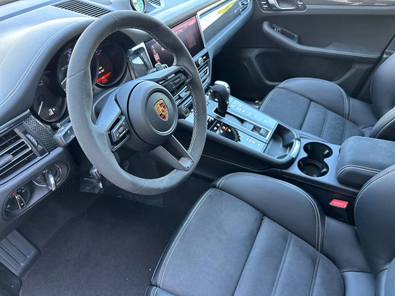 2026 Porsche Macan GTS