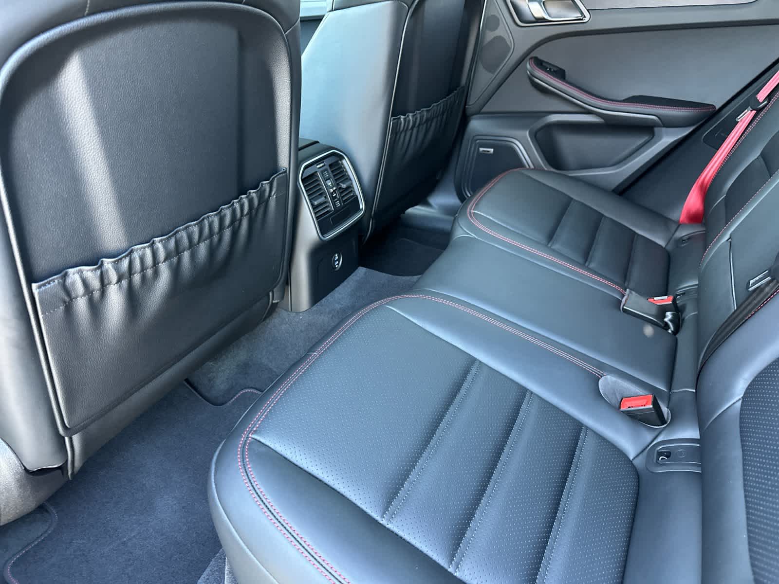 2026 Porsche Macan GTS