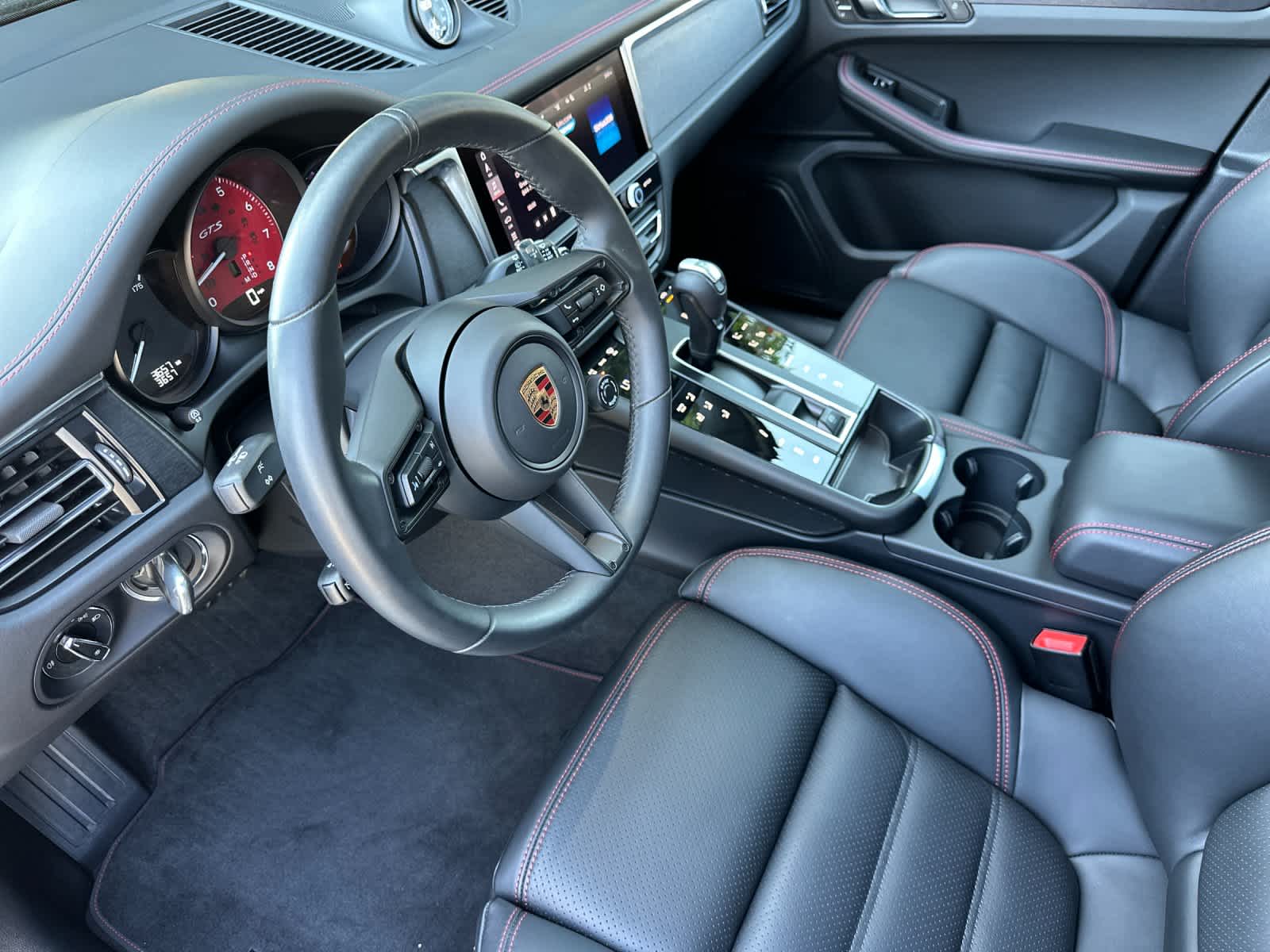 2026 Porsche Macan GTS