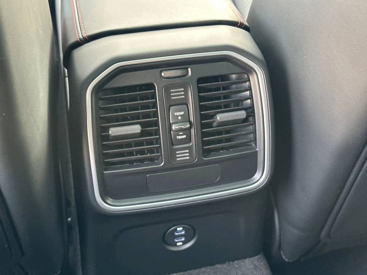 2026 Porsche Macan GTS