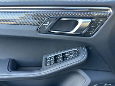 2025 Porsche Macan GTS