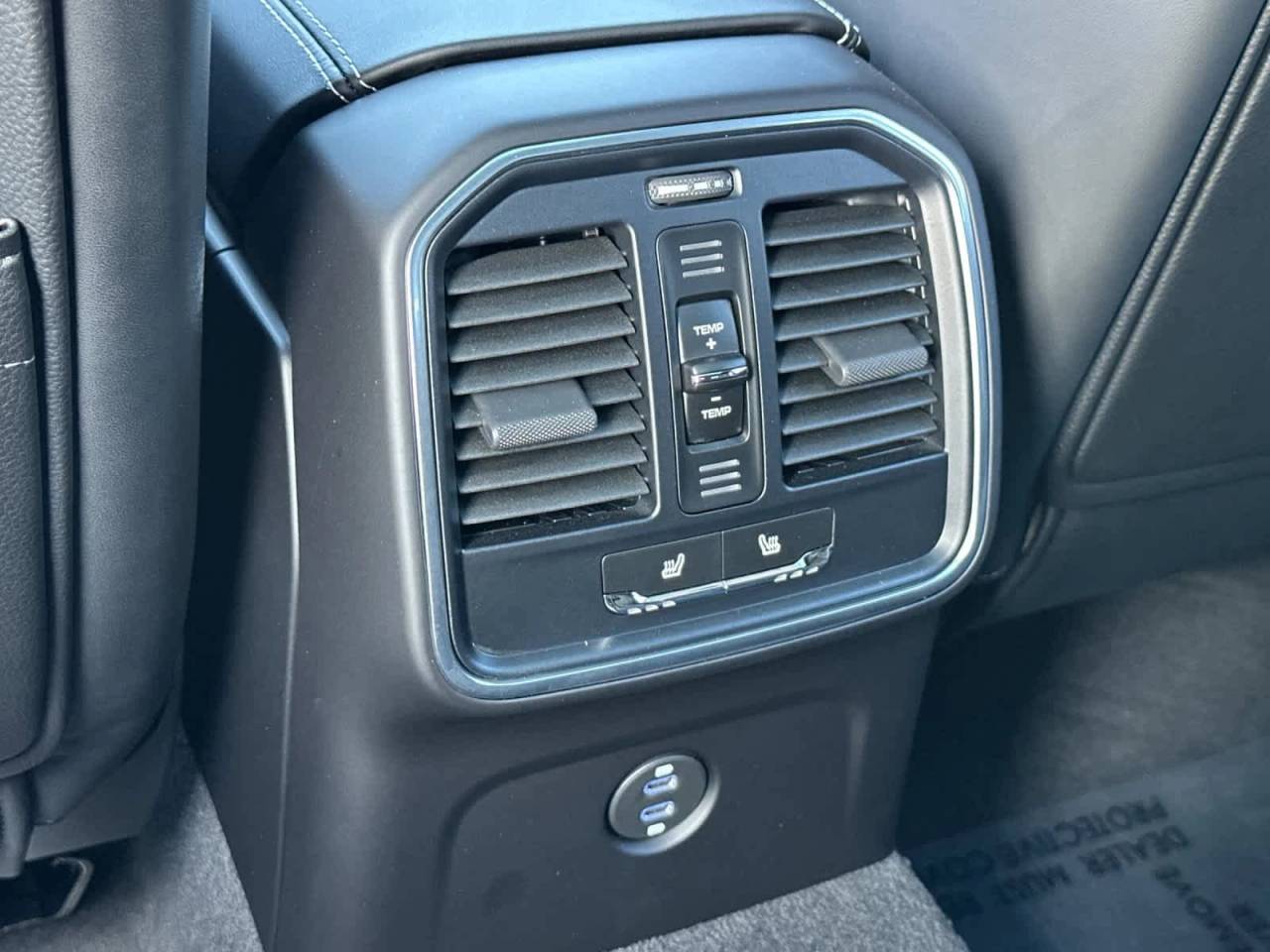 2025 Porsche Macan GTS