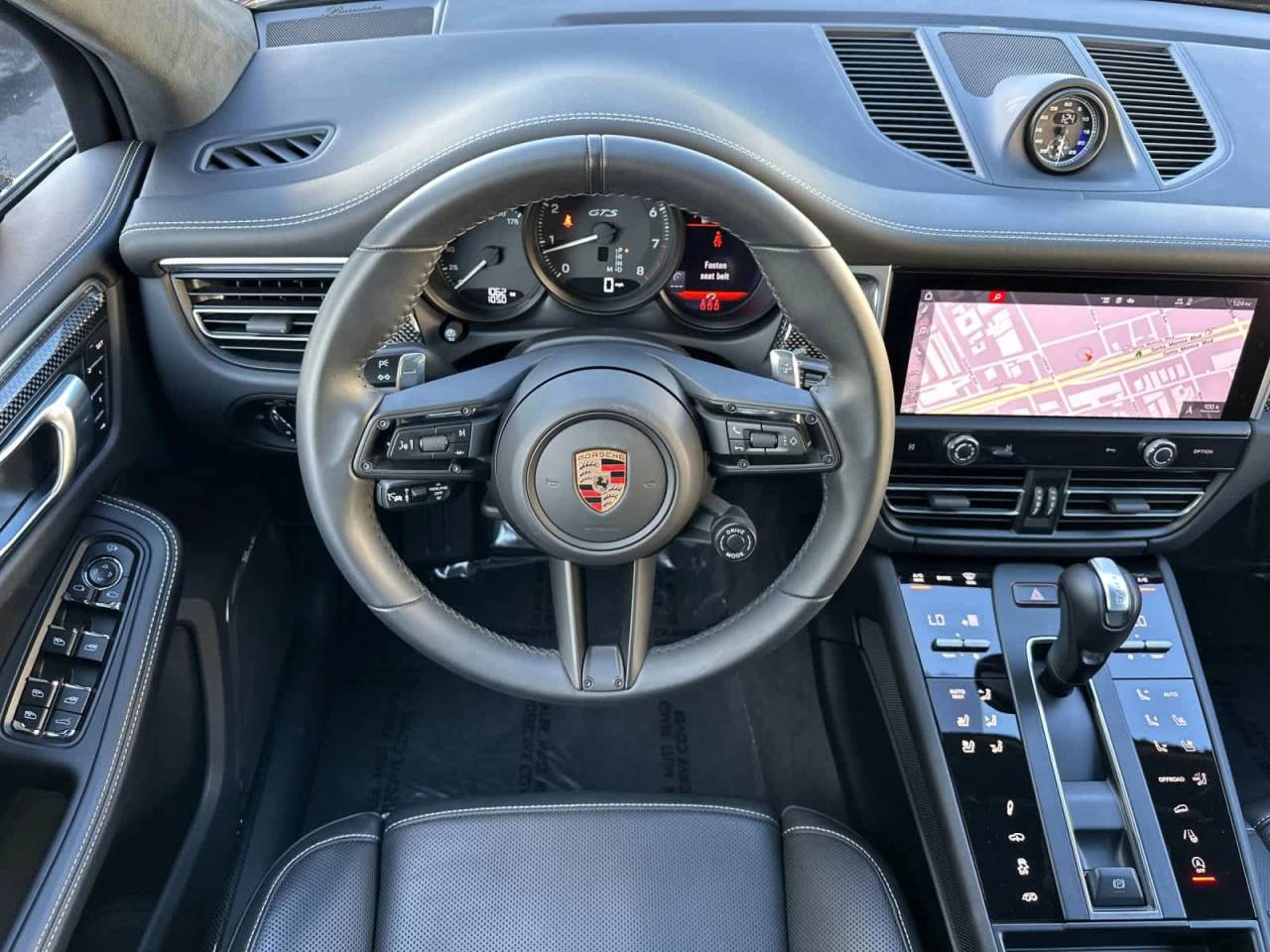2025 Porsche Macan GTS