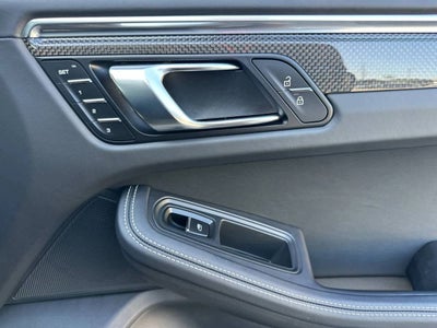 2025 Porsche Macan GTS