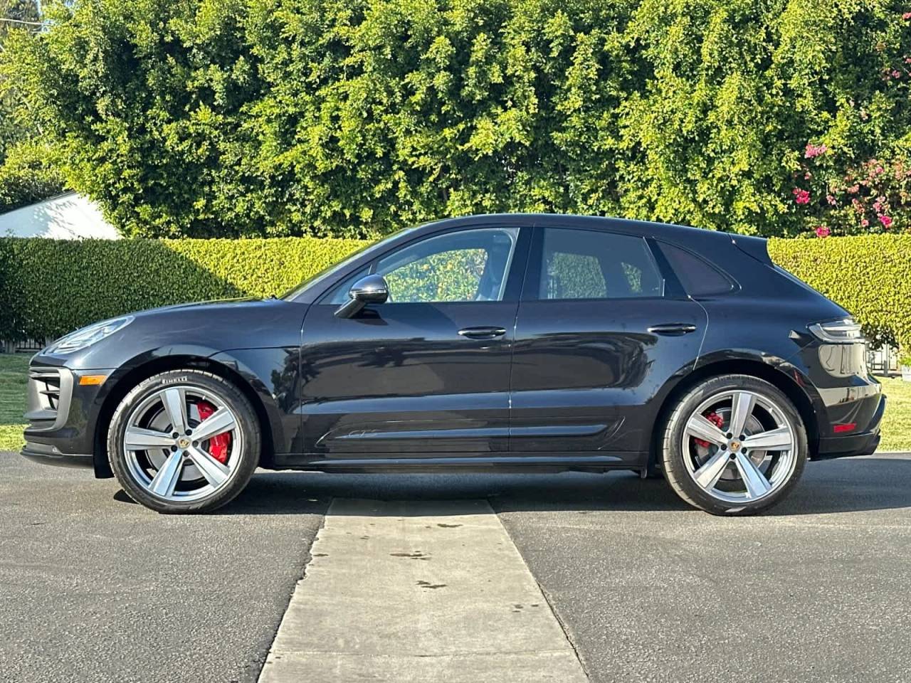 2025 Porsche Macan GTS