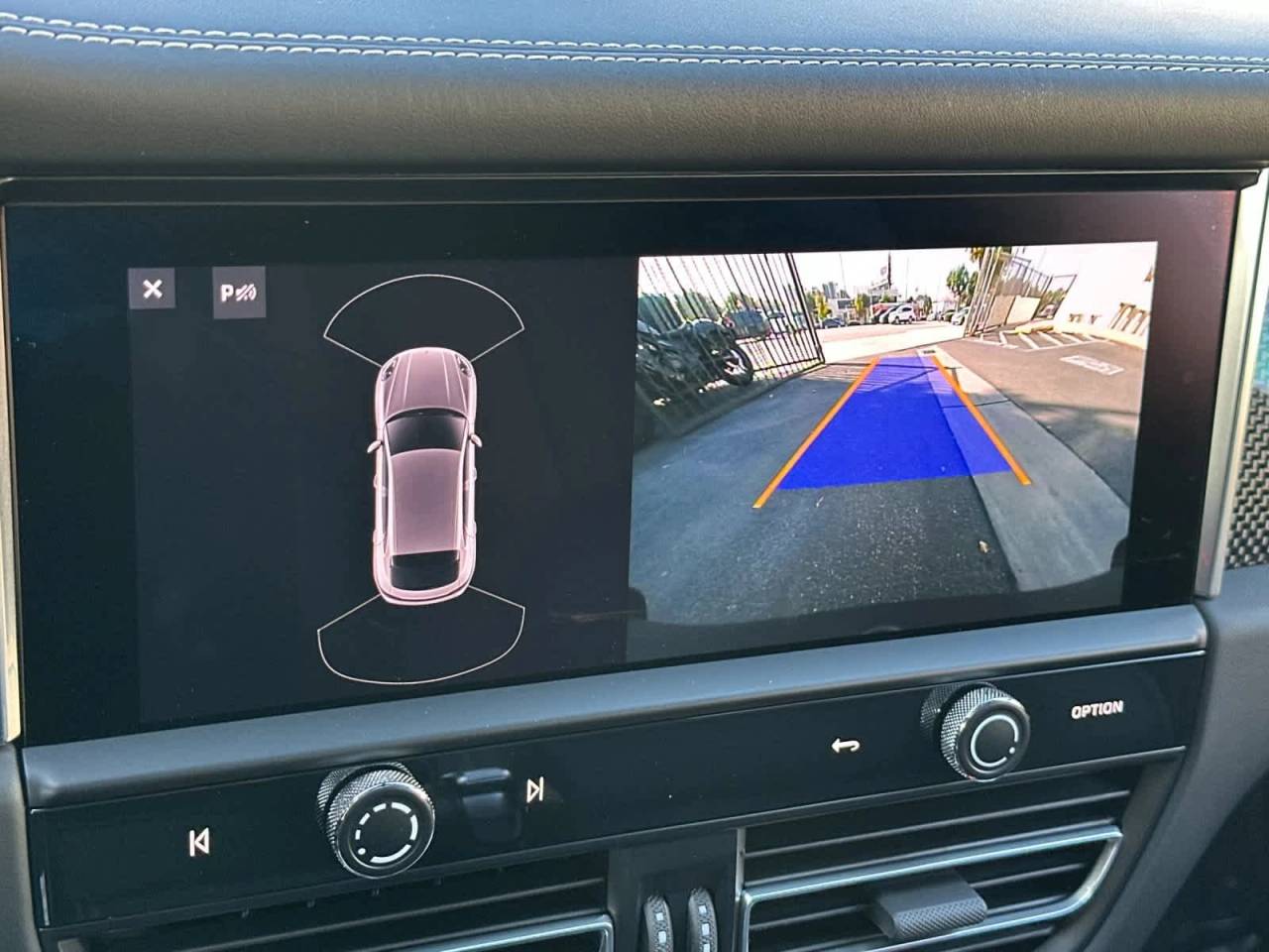 2025 Porsche Macan GTS