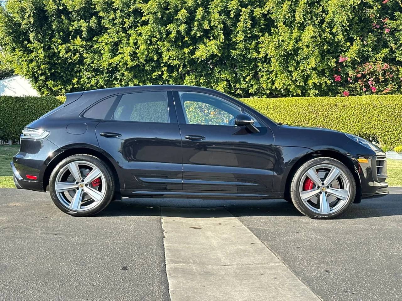 2025 Porsche Macan GTS