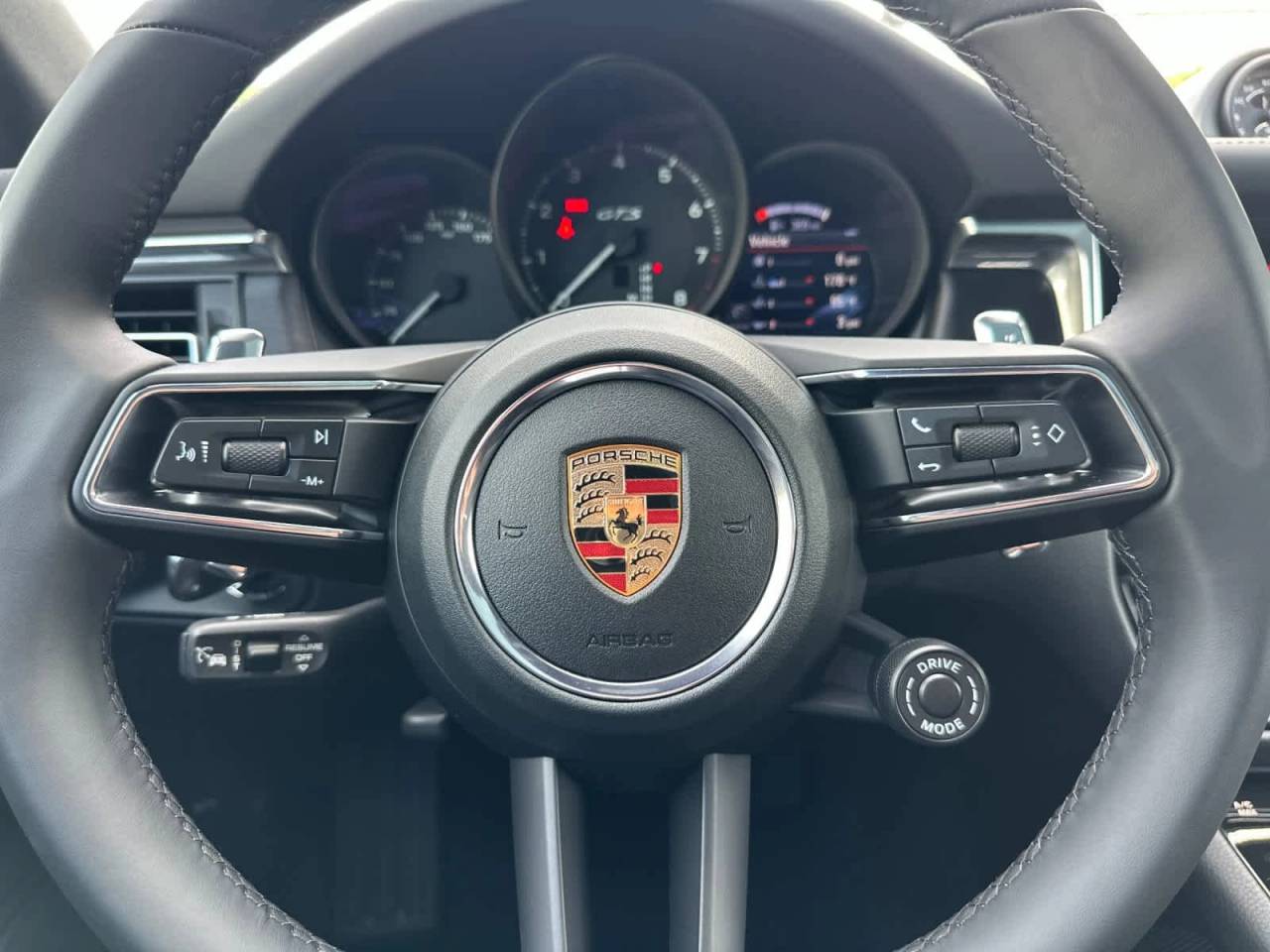 2026 Porsche Macan GTS