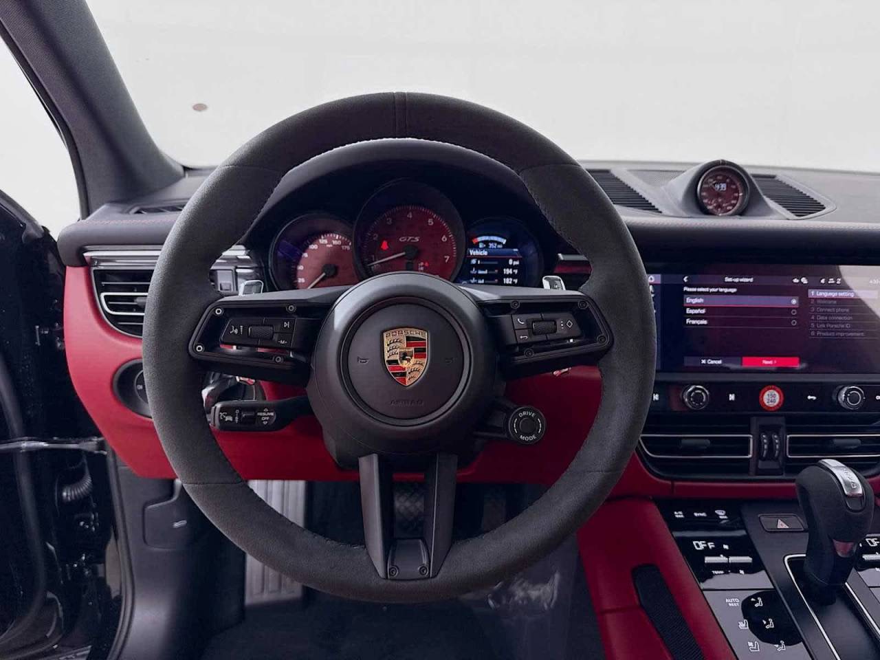 2025 Porsche Macan GTS