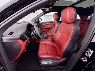 2025 Porsche Macan GTS