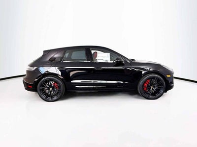 2025 Porsche Macan GTS