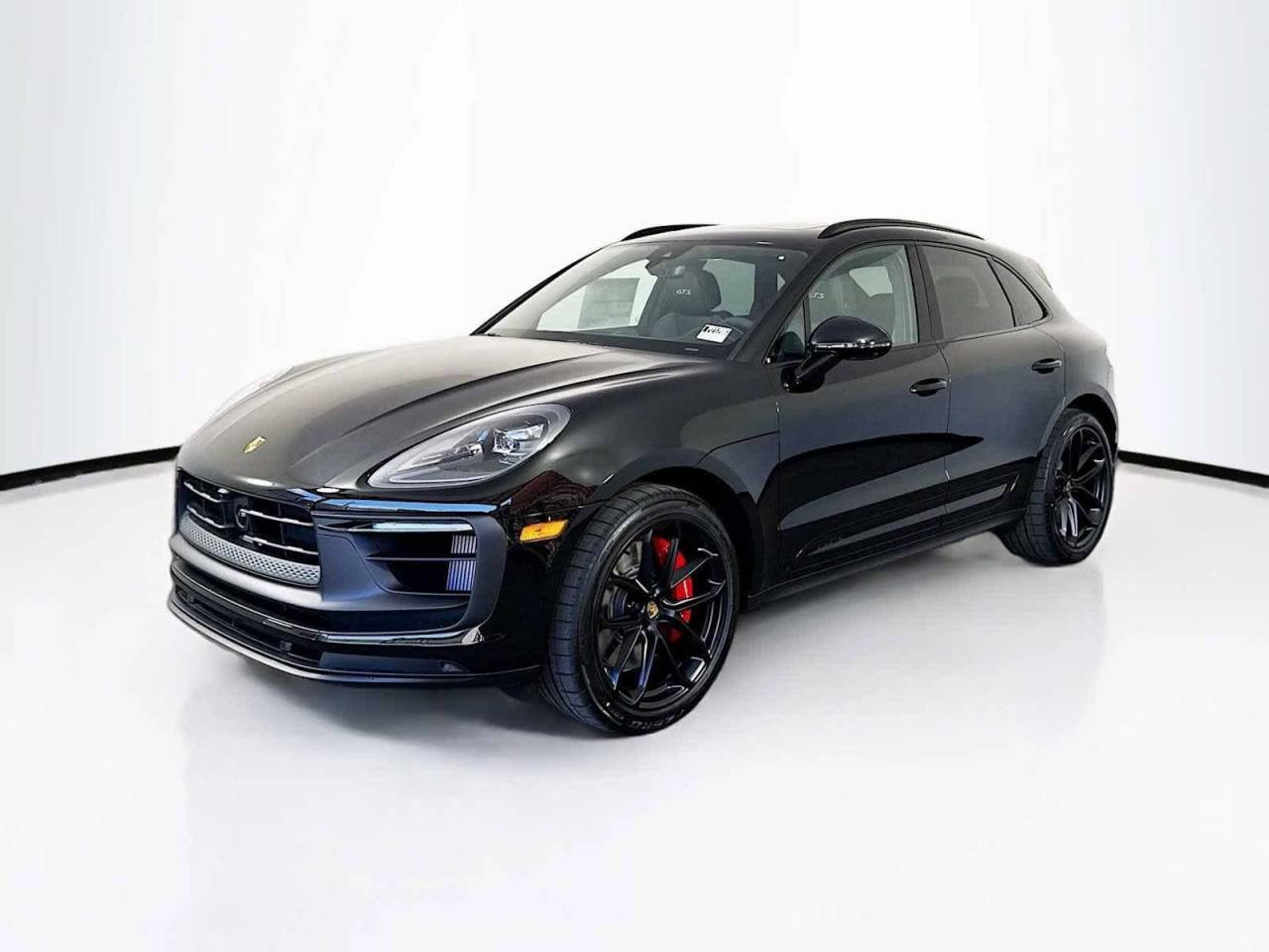 2025 Porsche Macan GTS